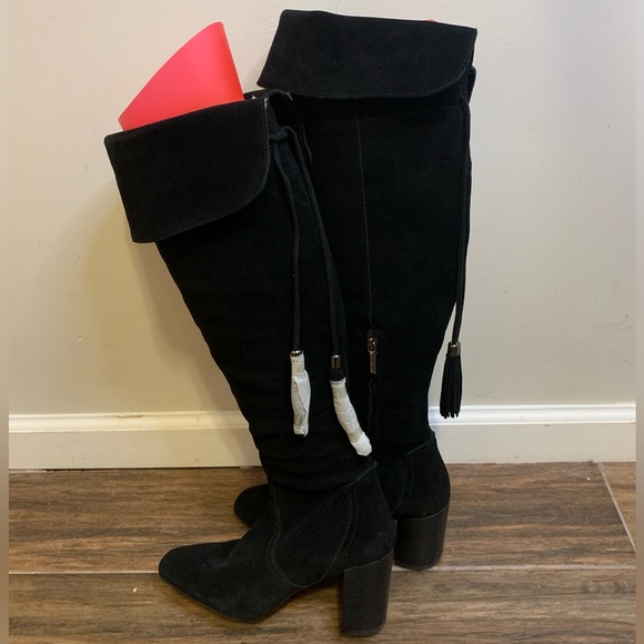 Karl Lagerfeld Paris Women’s Kari Black Suede Knee-High Boots Size 8M - Picture 4 of 15